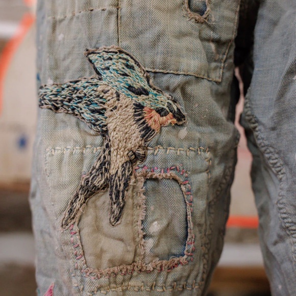 🦋MAGNOLIA PEARL FLORAL MINER DENIMS🦋 - Picture 7 of 8